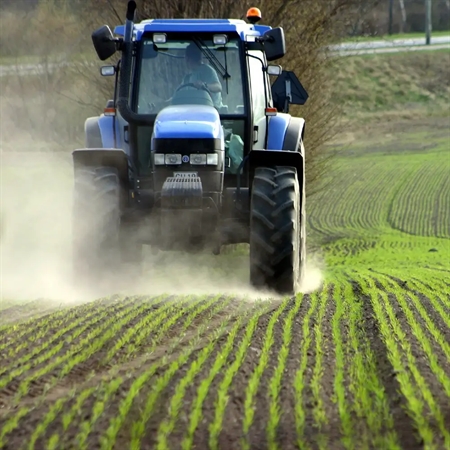 Maskinemalje til traktor