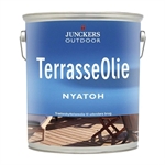 Junckers Terrasseolie Nyatoh - Beskytter mod alger, blåsplint og skimmelsvampangreb
