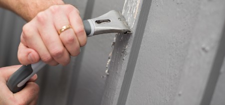 Lær at fjerne maling fra mursten, fliser og facader